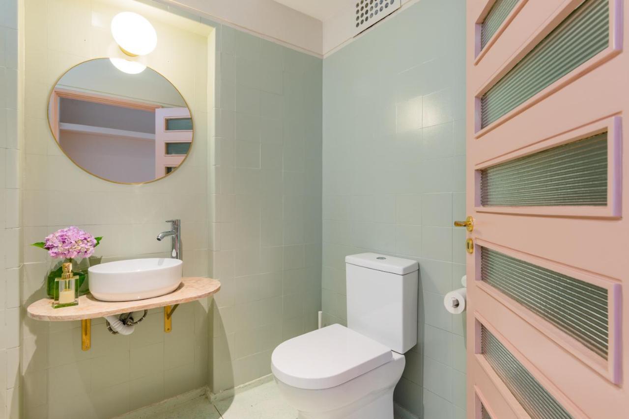 Amazing Duplex - Mid Century Experience & Parking Apartamento Porto Exterior foto