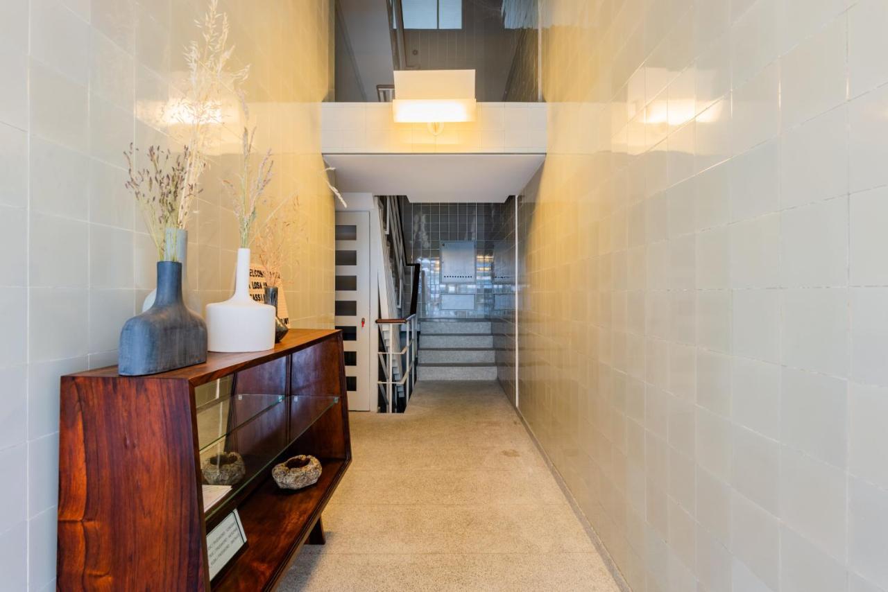 Amazing Duplex - Mid Century Experience & Parking Apartamento Porto Exterior foto